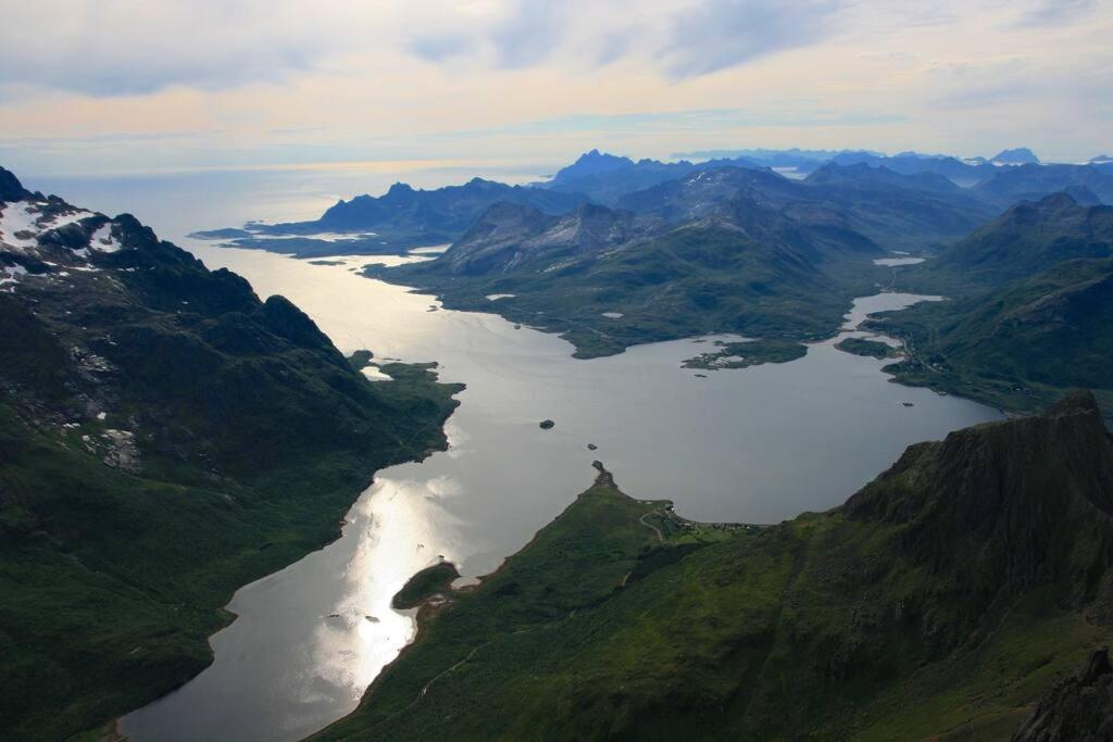 Charming House By The Sea, Lofoten! Laupstad 外观 照片